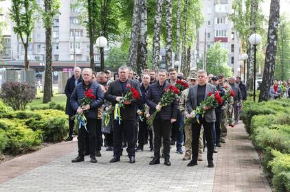 У День пам'яті та перемоги над нацизмом у Вінниці вшанували пам'ять героїв Другої світової війни У День пам'яті та перемоги над нацизмом у Вінниці вшанували пам'ять героїв Другої світової війни