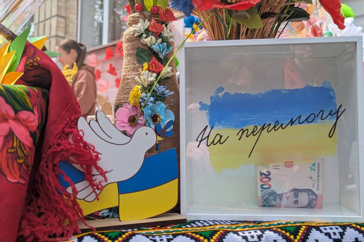 Вінницький ліцеї №11 провів благодійний ярмарок для підсилення українських військових