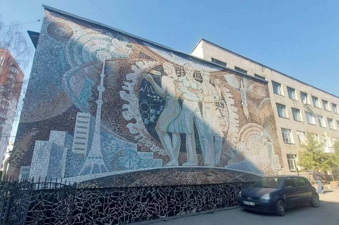 У Вінниці очистять історичні мозаїки на фасадах будівель