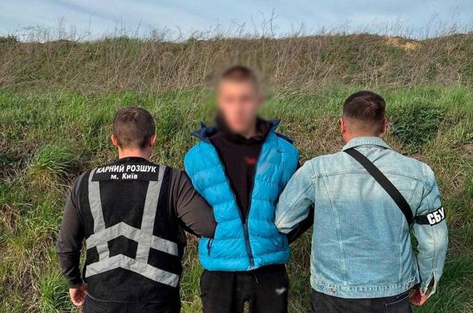 Студент з Вінниччини підпалив авто ЗСУ у Києві: замість грошей отримав погрози