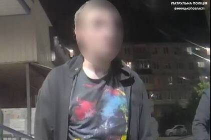 Нетверезий хуліган порушував тишу та лаявся на Замостянській у Вінниці: поліція втрутилася