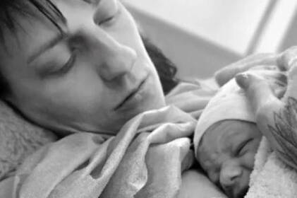 У Рівному вперше народився малюк, зачаття якого відбулося після загибелі батька-військового (відео)