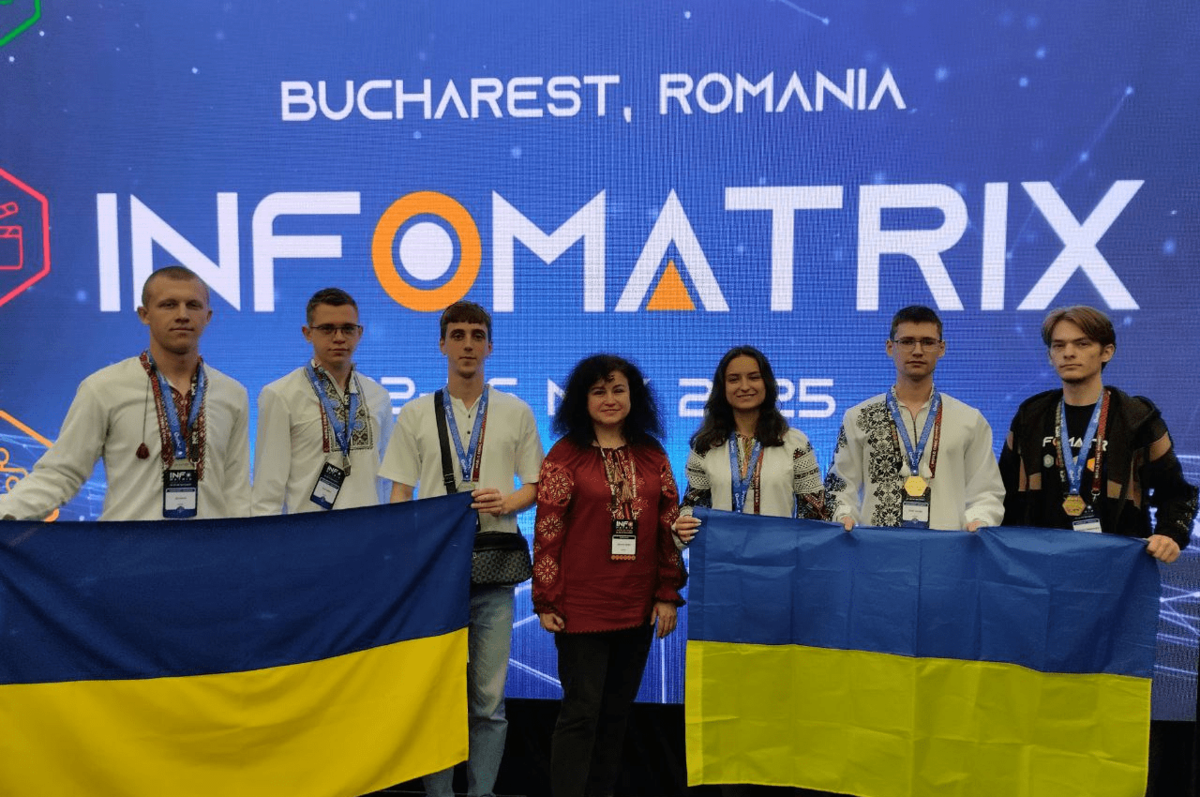 Студенти Вінницького технічного університету здобули платину та золото на світовому Хакатоні INFOMATRIX 2025