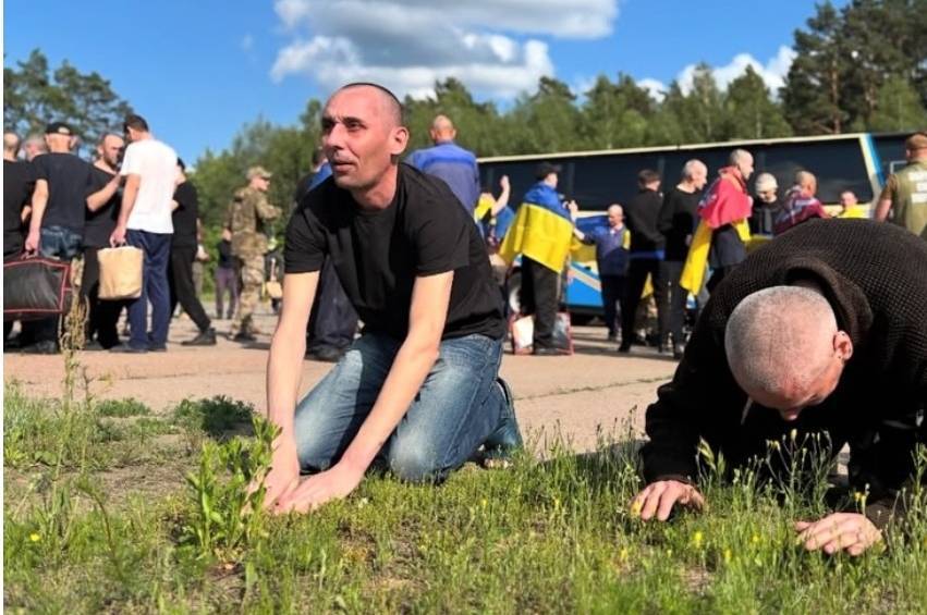 Жителька Вінниччини розповіла про повернення брата з російського полону, який вважався безвісти зниклим