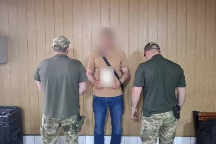 На Вінниччині прикордонники зупинили чоловіка з фейковою непридатністю до служби