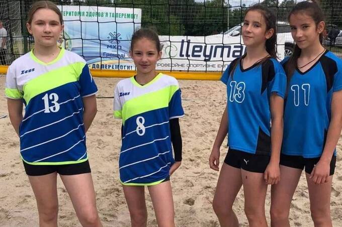 Чемпіонат «Обласної дитячої ліги» з пляжного волейболу виграли вінничанки