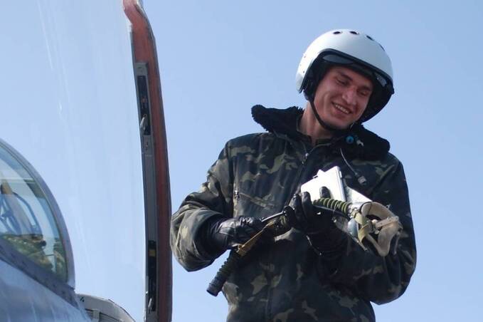 Під час відбиття російської повітряної атаки загинув пілот F-16 Максим Устименко