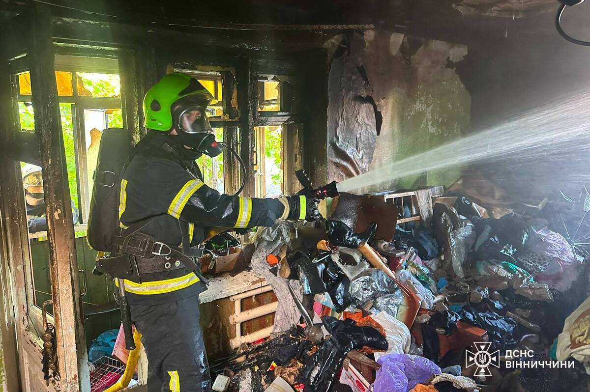 З вогню — живими: рятувальники врятували двох жінок під час пожеж