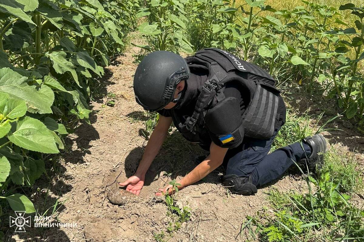 Небезпека під ногами: на Вінниччині знищили п’ять боєприпасів часів Другої світової війни