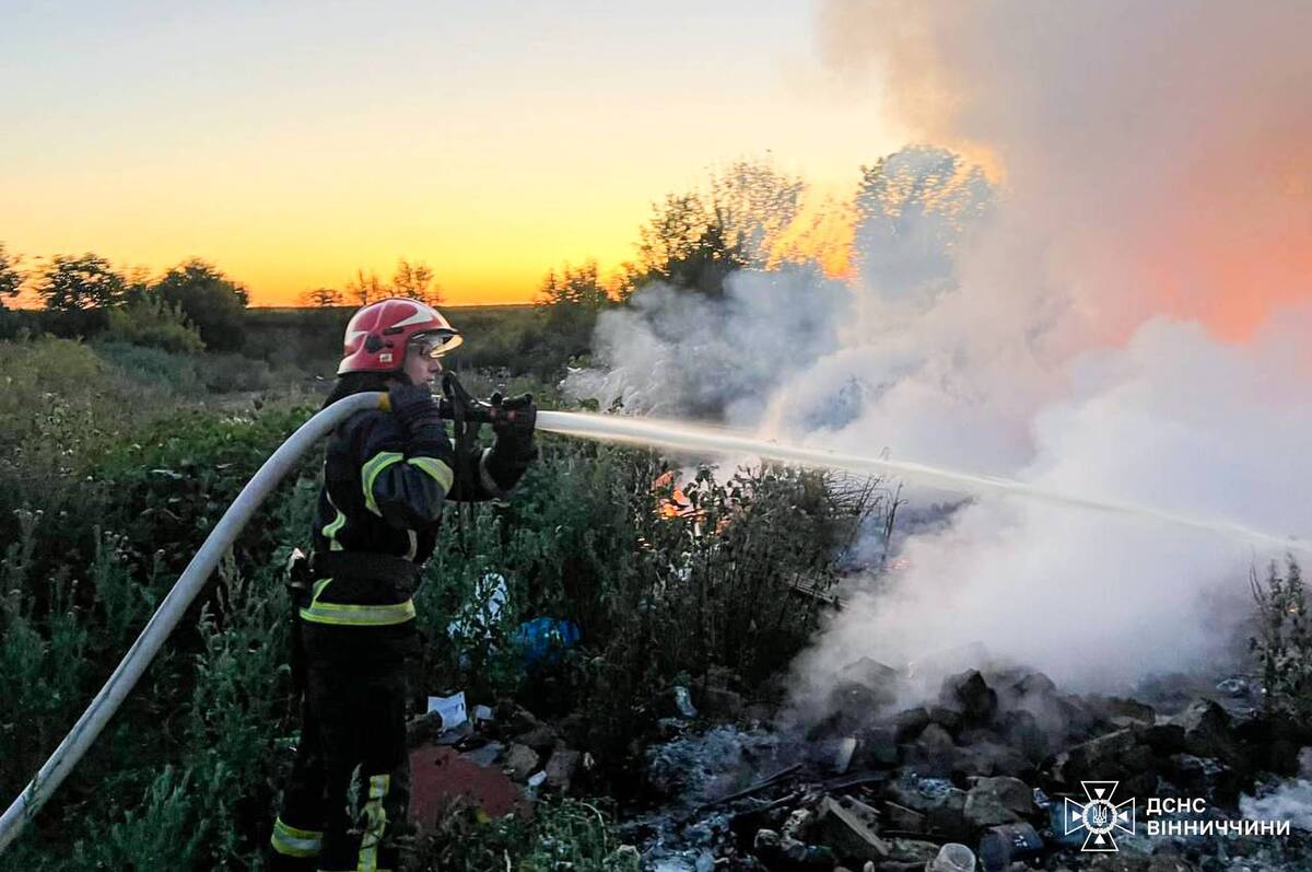 На Вінниччині знову горіли суха трава, сміття та житлові будівлі