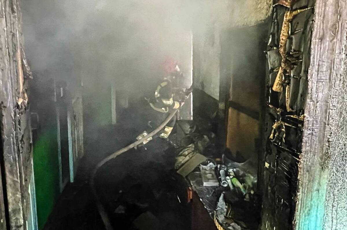 На Вінниччині пожежа ледь не забрала життя пенсіонерки — її врятували сусіди