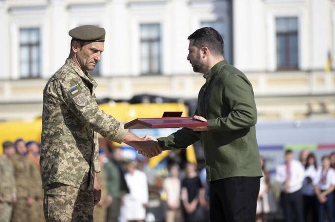 Зеленський присвоїв звання Героя України військовому з Вапнярської громади Івану Мотруку