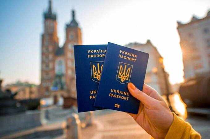 Чи скасує Польща безвіз для України: пояснення Центру протидії дезінформації
