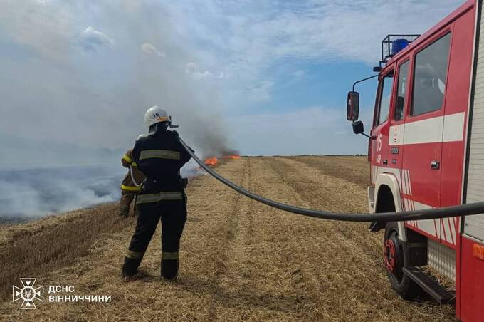 Сухостій палав у трьох районах Вінниччини