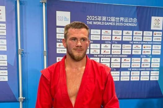 Петро Давиденко з Вінниччини став чемпіоном Всесвітніх ігор з бойового самбо у Китаї