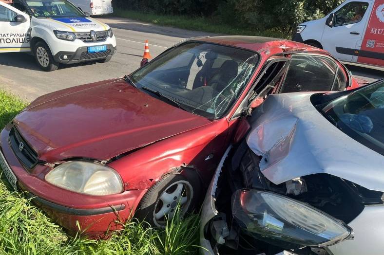 Дві ДТП у Вінницькій області: постраждали чоловік і 11-річний хлопчик