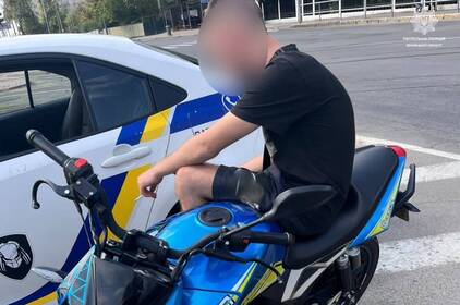 Патрульні склали шість адмінматеріалів на нетверезого мотоцикліста