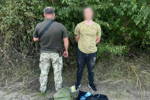 На Вінниччині прикордонники зупинили «екстремала» з ластами