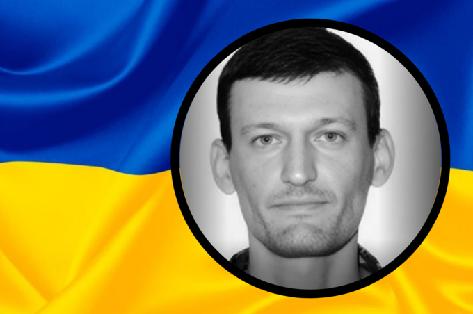 В останню путь вінничани проводжають стрільця-санітара Максима Бачинського