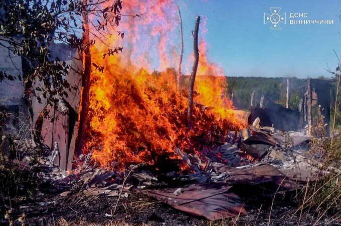 За добу на Вінниччині сталося 25 пожеж: вогонь нищив будинки та поля