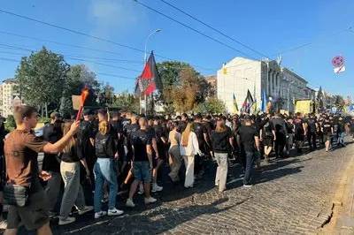 У Вінниці відбулися молебень та мирна хода у пам’ять про загиблих розвідників У Вінниці відбулися молебень та мирна хода у пам’ять про загиблих розвідників