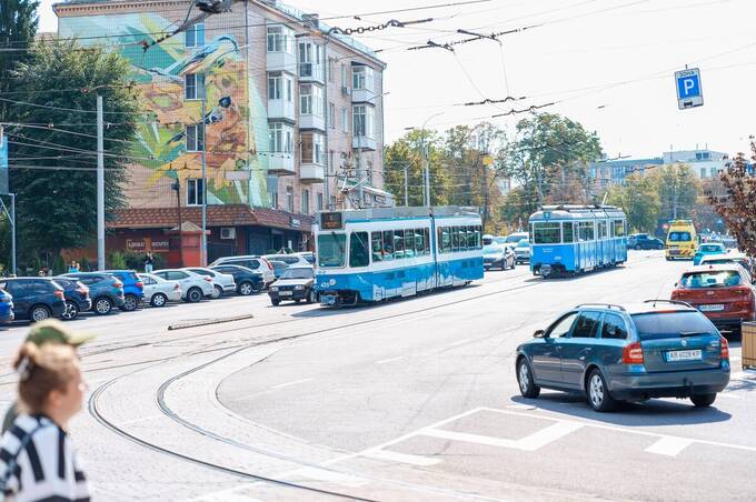 Ще два швейцарські трамваї Tram 2000 почали курсувати Вінницею на маршрутах №2 і №5
