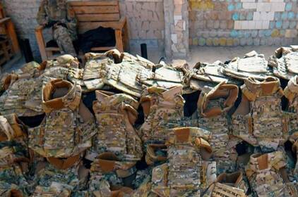 Більше сотні кевларових бронежилетів передав Міжрегіональний координаційний гуманітарний штаб Третій ОШБр Більше сотні кевларових бронежилетів передав Міжрегіональний координаційний гуманітарний штаб Третій ОШБр