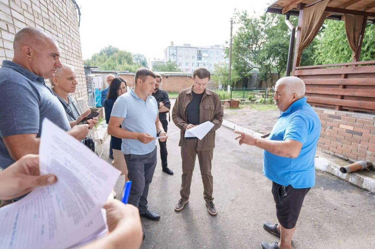 Пошкоджені будинки та школи: Вінниця ліквідовує наслідки нічної атаки 10 вересня (фото)