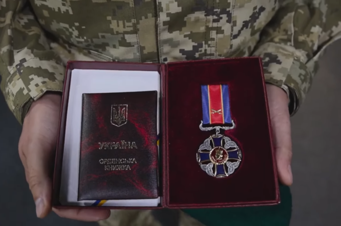 Пілоти вінницької бригади «Червона Калина» отримали ордени «За мужність» (відео)