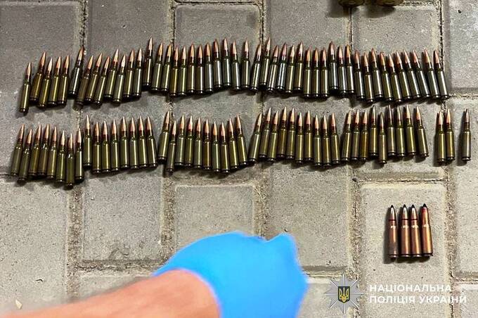 У Гайсині чоловіка судитимуть за незаконне зберігання гранат і вибухівки