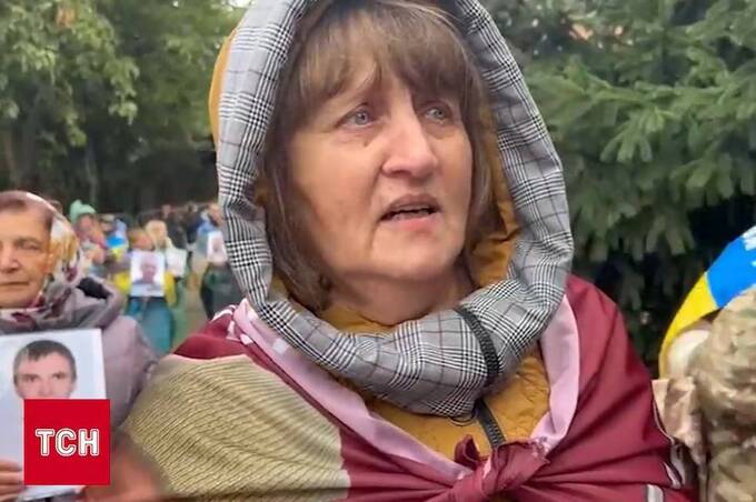 Три роки і п’ять місяців очікування: мати з Гайсина дочекалася сина з полону