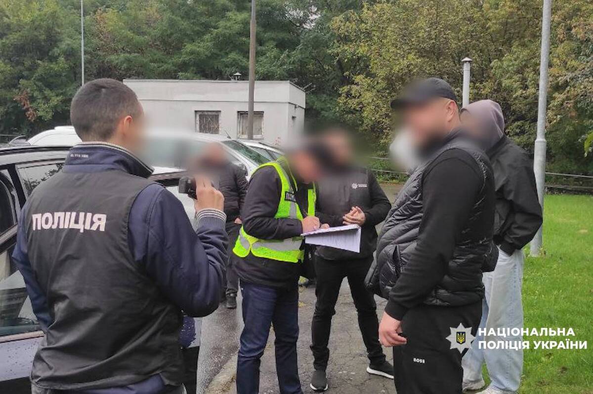 У Вінниці викрили корупційну схему: чоловік отримав $18 000 за «вплив» на військову комісію