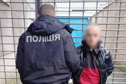 У Хмільнику поплічника рф, який підпалив авто волонтера, засудили до 5 років ув’язнення У Хмільнику поплічника рф, який підпалив авто волонтера, засудили до 5 років ув’язнення