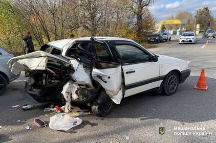 У Вінницькій області за один день сталося дві ДТП: травмовані четверо людей, серед них дитина У Вінницькій області за один день сталося дві ДТП: травмовані четверо людей, серед них дитина