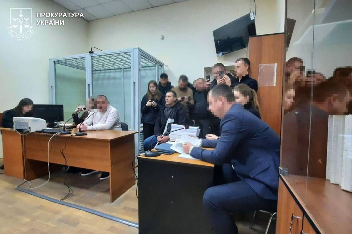 Підприємцю, якого підозрюють у забрудненні землі та погрозі вбивством, обрали запобіжний захід