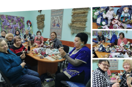 У Вінниці майстрині з гуртка рукоділля створюють обереги й допомагають військовим