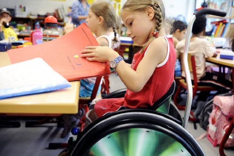 Як стати асистентом дитини з особливими освітніми потребами: деталі