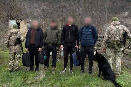 Порушники заплатили $42 000 за втечу за кордон, але їх затримали на Вінниччині 