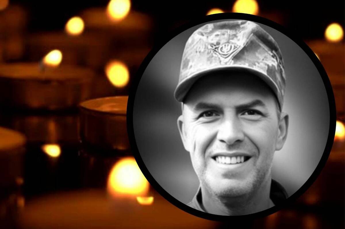 В останню путь громада проводжає Володимира Коваля, який понад рік вважався безвісти зниклим