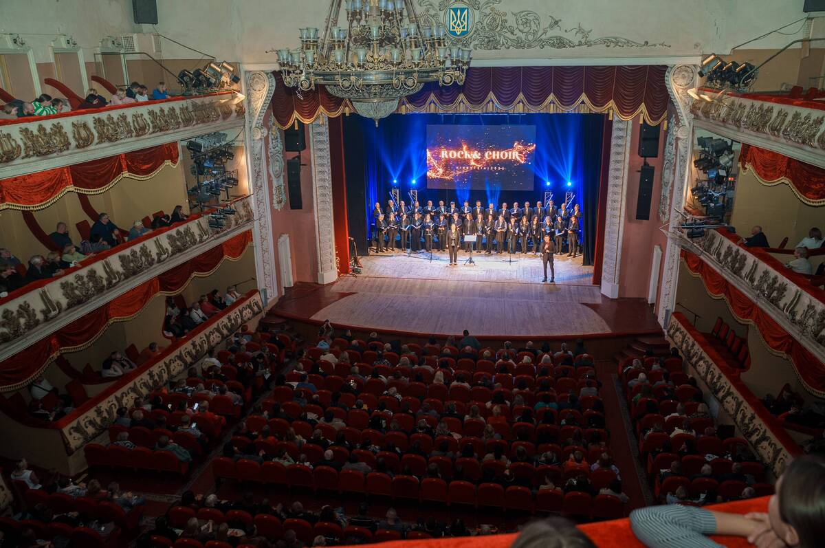 «Культура не мовчить навіть під час війни»: у Вінниці відзначили працівників культури