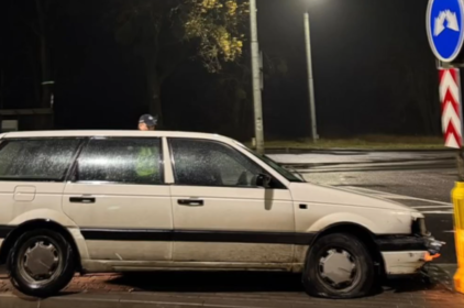 У Вінниці п'яний водій Volkswagen вчинив дві аварії поспіль (відео)