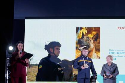 Вінницький рятувальник і його вірний пес Норіс отримали почесну відзнаку