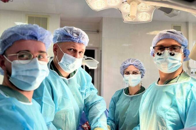 Нове життя без діалізу: у Вінниці провели трансплантацію нирки