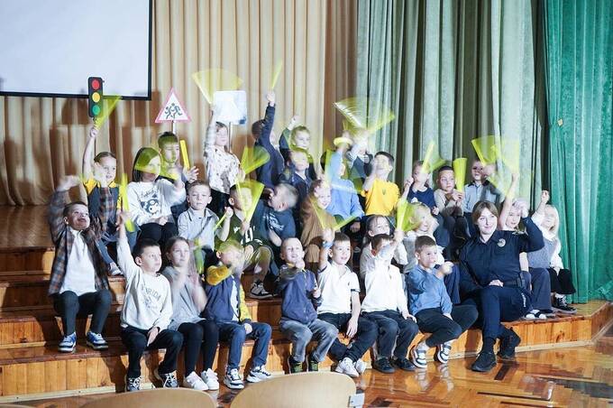 Міжрегіональний координаційний гуманітарний штаб розпочав акцію «Увага! Діти!», щоб посилити безпеку на дорогах під час відключень світла