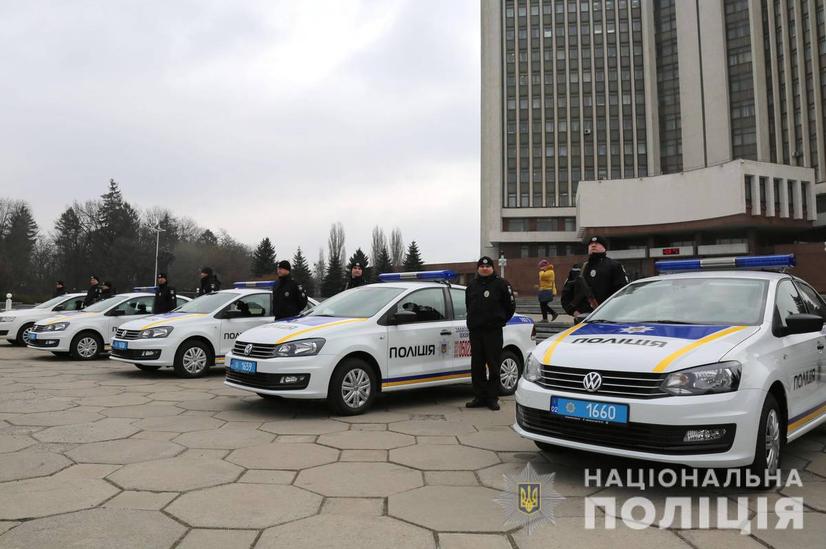 Автопарк вінницької поліції охорони поповнився новими автівками