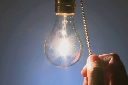 Світла в українців буде більше: зменшують графіки погодинних відключень