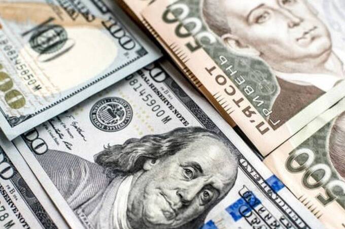 НБУ оновив курс валют: скільки коштує євро, долар та злотий у неділю, 30 листопада