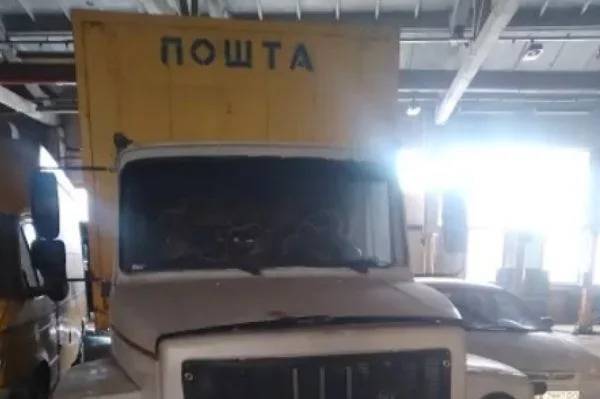 В Україні стартує великий розпродаж автомобілів Укрпошти: що продають у Вінниці