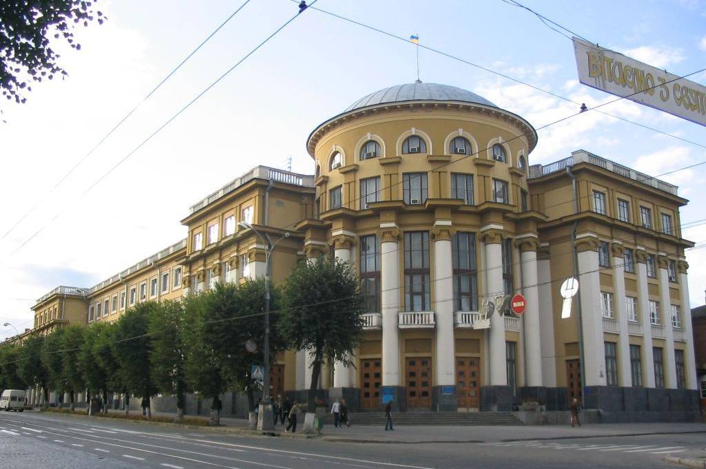 У Вінниці призначили нову директорку Центру естетичного виховання