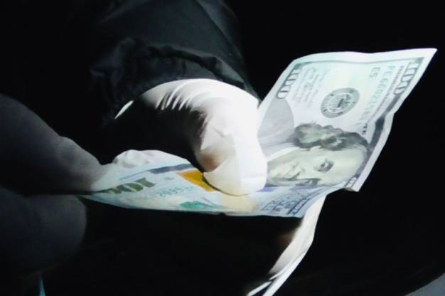 У Бершаді нетверезий тракторист та пасажир намагалися дати хабар поліцейським